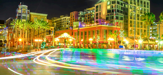 long exposure photo of the Gaslamp Quarter and San Diego skyline at night